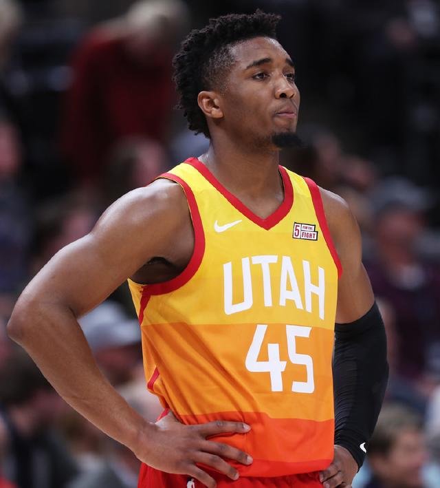 曾揭露了影 曾揭露了影