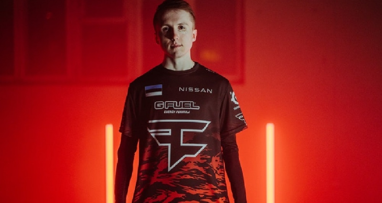 三分应声入 三分应声入